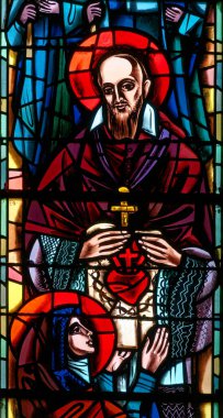 Paris, FRANCE - 07-07-2024: St. Francis de Sales veya Saint Francois de Sales 'in lekeli camları (19. yüzyıl). Katolik Kilisesi 'nin doktoru, Ziyaret Tarikatı' nın kurucusu.