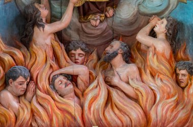 San Sebatian, İspanya - 04-23-2025: Araf 'tan ruhların heykeli (19. yüzyıl)