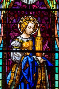 Saint Jean de Luz, Fransa - 04-23-2025: Fransa 'nın lekeli camları (19. yüzyıl). Katolik aziz. 