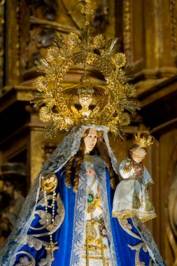 San vicente de la Barquera, İspanya - 04-25-2025: Kutsal Bakire Meryem Anıtı (19. yüzyıl)