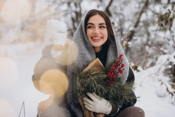 Portrait Happy Pretty Woman Knitted Scarf Mittens Holding Winter Pine — Stock Photo, Image