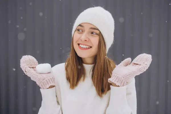Happy Young Woman Knitted Mittens Catches Snowflakes Winter — Stock Photo, Image