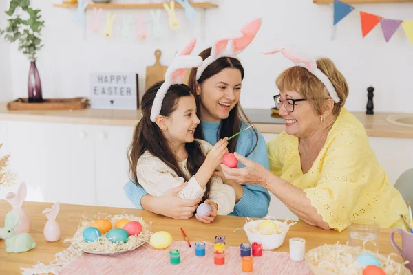 Happy Easter Three Generations Women Happy Mother Daughter Grandmother Painting — Stock Photo, Image