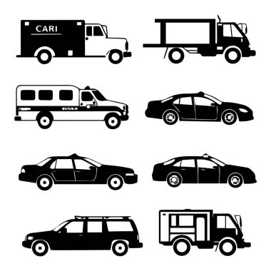 Arabalar, kamyonlar, kamyonlar ve otobüsler de dahil olmak üzere, beyaz arka planda izole edilmiş, farklı ulaşım türlerini temsil eden, çeşitli araç siluetleri koleksiyonu