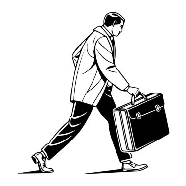 Takım elbiseli ve ceketli bir işadamı beyaz bir arka planda izole edilmiş bir çantayla kasıtlı olarak yürür.