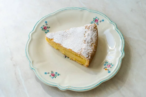 Piece Custard Cream Cake Pine Nuts Traditional Italian Cake Torta — Stock Photo, Image