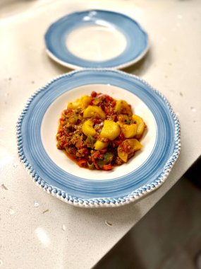 Ev yapımı Türk yemeği kabağı ve kıyma. 