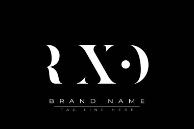 RXO soyut harf logosu tasarımı. Bu logo üç soyut harf tarafından tasarlanmıştır..