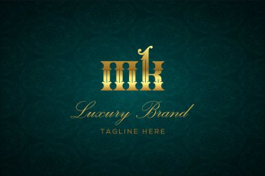 MK Lüksü Mektubu. Koyu yeşil desenli arka planda altın yazı ve dekorasyonlu lüks marka logosu, sofistike ve ayrıcalığı simgeliyor, premium ürünleri, markaları ve üst düzey işletmeleri temsil etmek için mükemmel..