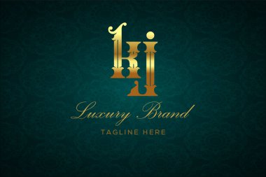 KJ LUXURY Mektubu. Koyu yeşil desenli arka planda altın yazı ve dekorasyonlu lüks marka logosu, sofistike ve ayrıcalığı simgeliyor, premium ürünleri, markaları ve üst düzey işletmeleri temsil etmek için mükemmel..