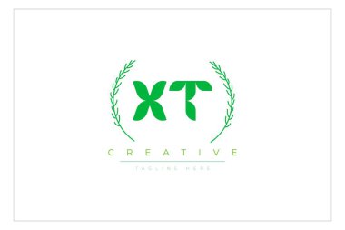 XT Yeşil Minimalist Logo Tasarımı Doğal Yapraklar ve Metin Elementleri. Taze doğa ve sağlıklı yaprak logosu tasarımı.