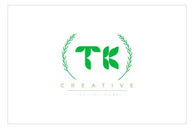 TK Green Minimalist Logo Tasarımı Doğal Yapraklar ve Metin Elementleri. Taze doğa ve sağlıklı yaprak logosu tasarımı.