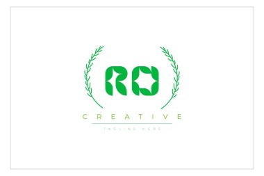 RO Green Minimalist Logo Tasarımı Doğal Yapraklar ve Metin Elementleri. Taze doğa ve sağlıklı yaprak logosu tasarımı.