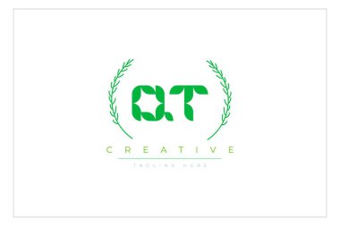 QT Yeşil Minimalist Logo Tasarımı Doğal Yapraklar ve Metin Elementleri. Taze doğa ve sağlıklı yaprak logosu tasarımı.