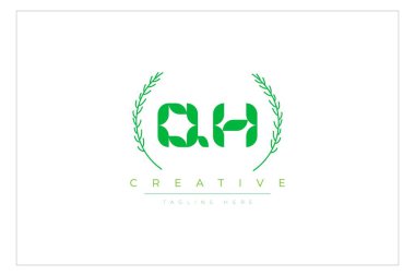 QH Green Minimalist Logo Tasarımı Doğal Yapraklar ve Metin Elementleri. Taze doğa ve sağlıklı yaprak logosu tasarımı.