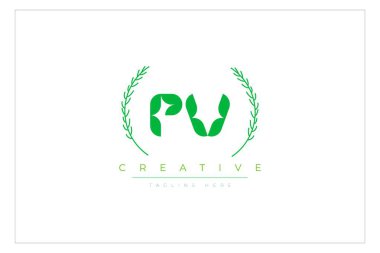PV Green Minimalist Logo Tasarımı Doğal Yapraklar ve Metin Elementleri. Taze doğa ve sağlıklı yaprak logosu tasarımı.