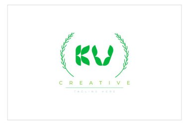 KV Green Minimalist Logo Tasarımı Doğal Yapraklar ve Metin Elementleri. Taze doğa ve sağlıklı yaprak logosu tasarımı.