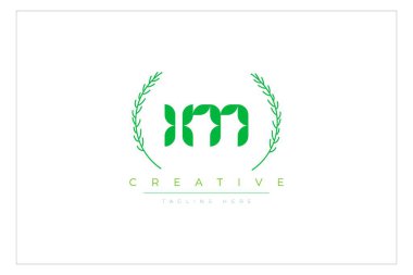 IM Green Minimalist Logo Tasarımı Doğal Yapraklar ve Metin Elementleri. Taze doğa ve sağlıklı yaprak logosu tasarımı.