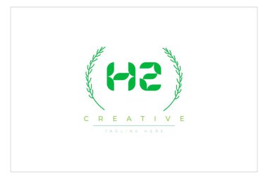 Doğal Yapraklar ve Metin Elementleri içeren HZ Yeşil Minimalist Logo Tasarımı. Taze doğa ve sağlıklı yaprak logosu tasarımı.