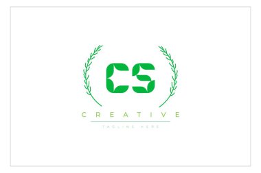 Doğal Yapraklar ve Metin Elementleri içeren CS Green Minimalist Logo Tasarımı. Taze doğa ve sağlıklı yaprak logosu tasarımı.