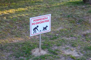 Hayvan Sahipleri için Çimenli Bölgedeki Köpekleri Almakla İlgili Kırmızı Uyarı