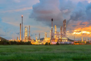 Petrol rafinerisi fabrika sabah
