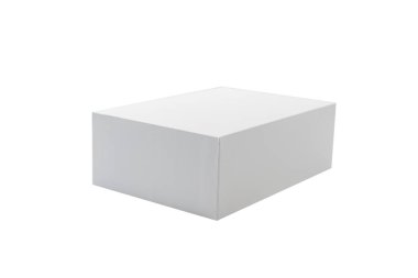 beyaz arkaplanda izole edilmiş beyaz karton kutular