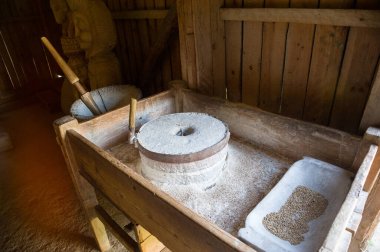 Litvanya 'da Geleneksel Tahıl Değirmeni