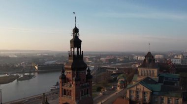 Szczecin Mimari ve Şehir Görünümü: Voyvoda Ofis Spire Panorama 'ya Bakış.