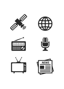 Vektör Ortam Simgeleri beyaz arkaplanda ayarlandı. Medya Simgeleri uydu, dünya, radyo, mikrofon, televizyon ve gazete ayarladı. Stok illüstrasyonu