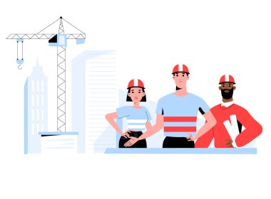 Üç inşaat mühendisi, iki erkek ve bir kadın, miğfer takarak, arka planda vinç ve binalar olan bir inşaat alanında bir projeyi tartışıyorlar. Düz vektör illüstrasyonu