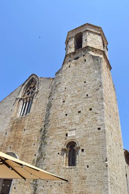 Besalu Girona Kilisesi İspanya