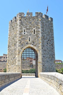 San Salvador Kilisesi Castellfollit de la Roca, Girona İspanya