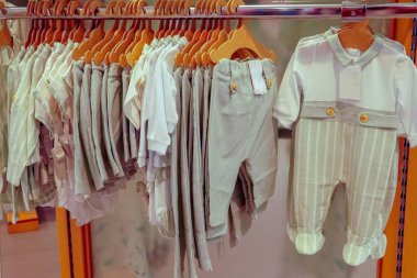 Erkek Giysileri - Tarafsız Tarafsız Çocuklar İçin Tarafsız Kıyafetler