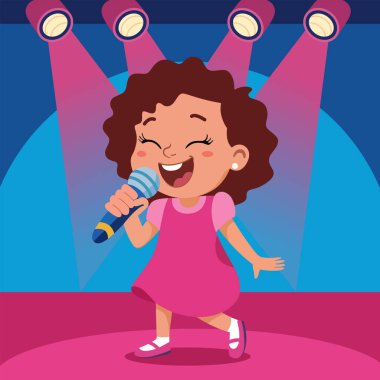 Küçük tatlı Afrikalı kız mikrofon resimli bir şarkı söylüyor.