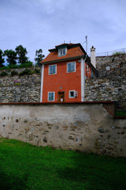 Barnaunauin Şatosu, Çekoslov 'un güneyinde yer alan bir şehirdir.
