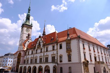 Czech cumhuriyetindeki eski belediye binası Bohemya Krallığı Kutsal Roma İmparatorluğu 'nun bir imparatorluk devletiydi.