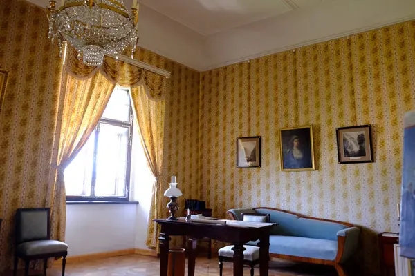 Cesky Krumlov, Çek Cumhuriyeti 'nin Güney Bohemya Bölgesi' nde bir kasabadır.