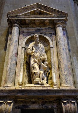 Floransa 'daki Katedral Heykeli, Firenze Eyaletinin başkenti ve Toscana Uffizi Sanat Heykeli