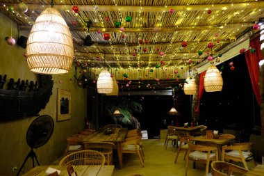 Restoranda güzel bir gece.