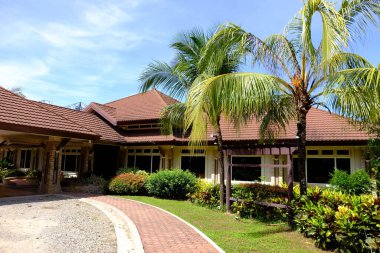 Palawan, cennet gibi tropikal manzaraları ve el değmemiş plajlarıyla Filipinler 'in gerçek bir mücevheri.