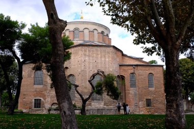 kilise istanbul (3301204), Latince (12041261), geç Bizans (12611453) ve kanepe (14531922) imparatorluklarının en güzel şehirlerinden biridir.
