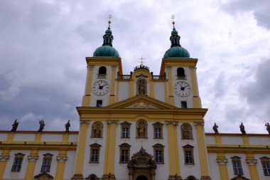 Güzel tarih bohem romantik atmosfer ve tarih şatoları ve şatolarla dolu güzel binalar.