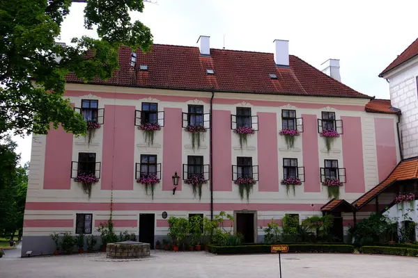 Güzel tarih bohem romantik atmosfer ve tarih şatoları ve şatolarla dolu güzel binalar.