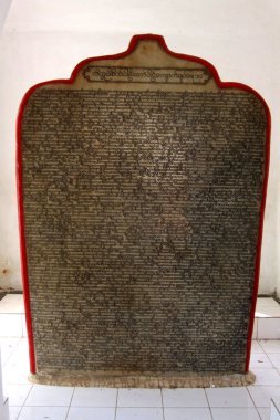 Myanmar ya da büyük ülkelerin Burma 'sı güzel Budizm' i takip ediyor. 