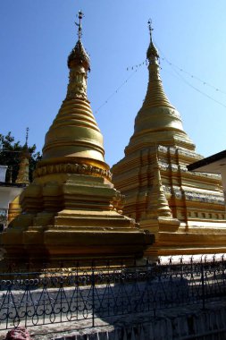 Myanmar ya da büyük ülkelerin Burma 'sı güzel Budizm' i takip ediyor. 