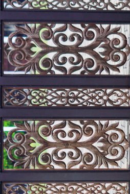 Tarihi Portreler, Geçmişi Sunan Taş oymalar