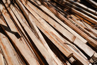 Ahşap doku, işlenmiş ahşap yığını, ahşap doku arka planı, çeşitli tasarım amaçları için.