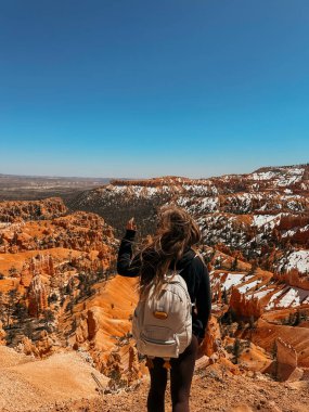 Bryce Canyon, Hiker in Bryce Canyon, woman with Canyon in Background, Nature, Landscape, Mountains, Amazing View, Tourism in Utah, USA, Hiking, Red Rocks, Hike, Sunny Day, hiking tourism clipart