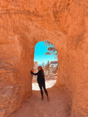 Bryce Canyon, Hiker in Bryce Canyon, woman with Canyon in Background, Nature, Landscape, Mountains, Amazing View, Tourism in Utah, USA, Hiking, Red Rocks, Hike, Sunny Day, hiking tourism clipart